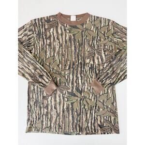 Realtree camo long sleeve - size large